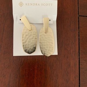 Kendra Scott hammered earrings
